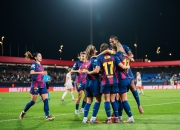 开云体育入口-拜仁慕尼黑胜巴塞罗那，稳坐榜首