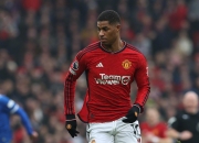 开云APP-曼联客场2-0击败埃弗顿，重返前四位置