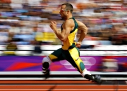 开云足球直播-佩德里一手掌控比赛走势，AC米兰鏖战比利亚雷亚尔展现坚韧意志