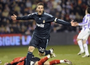 开云下载-欧冠半决赛之夜，阿克—那道不可逾越的蓝色城墙