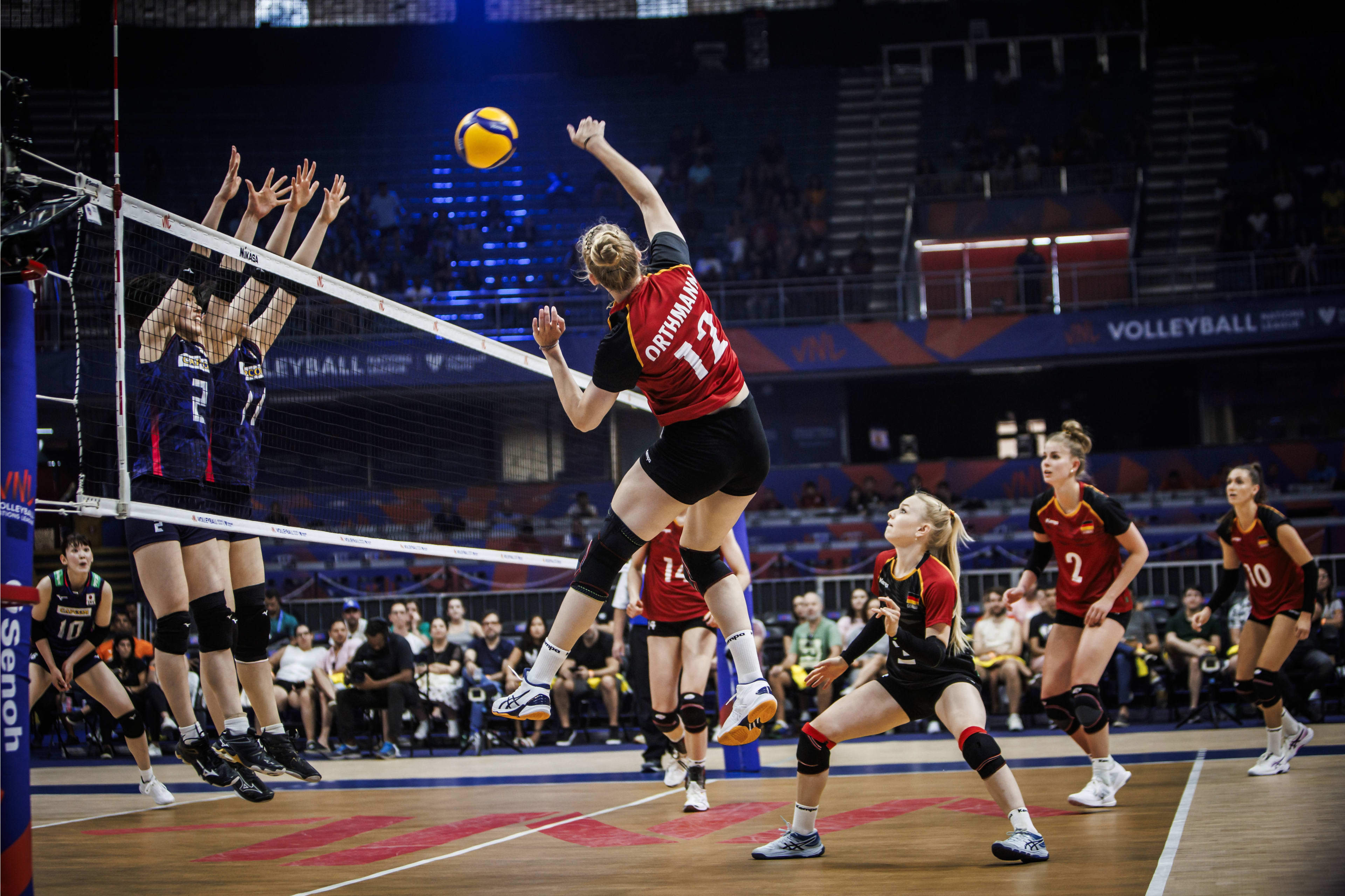 日本鏖战克罗地亚,乔瓦尼·雷纳惊艳世界的简单介绍 日本鏖战克罗地亚,乔瓦尼·雷纳惊艳世界的简单介绍