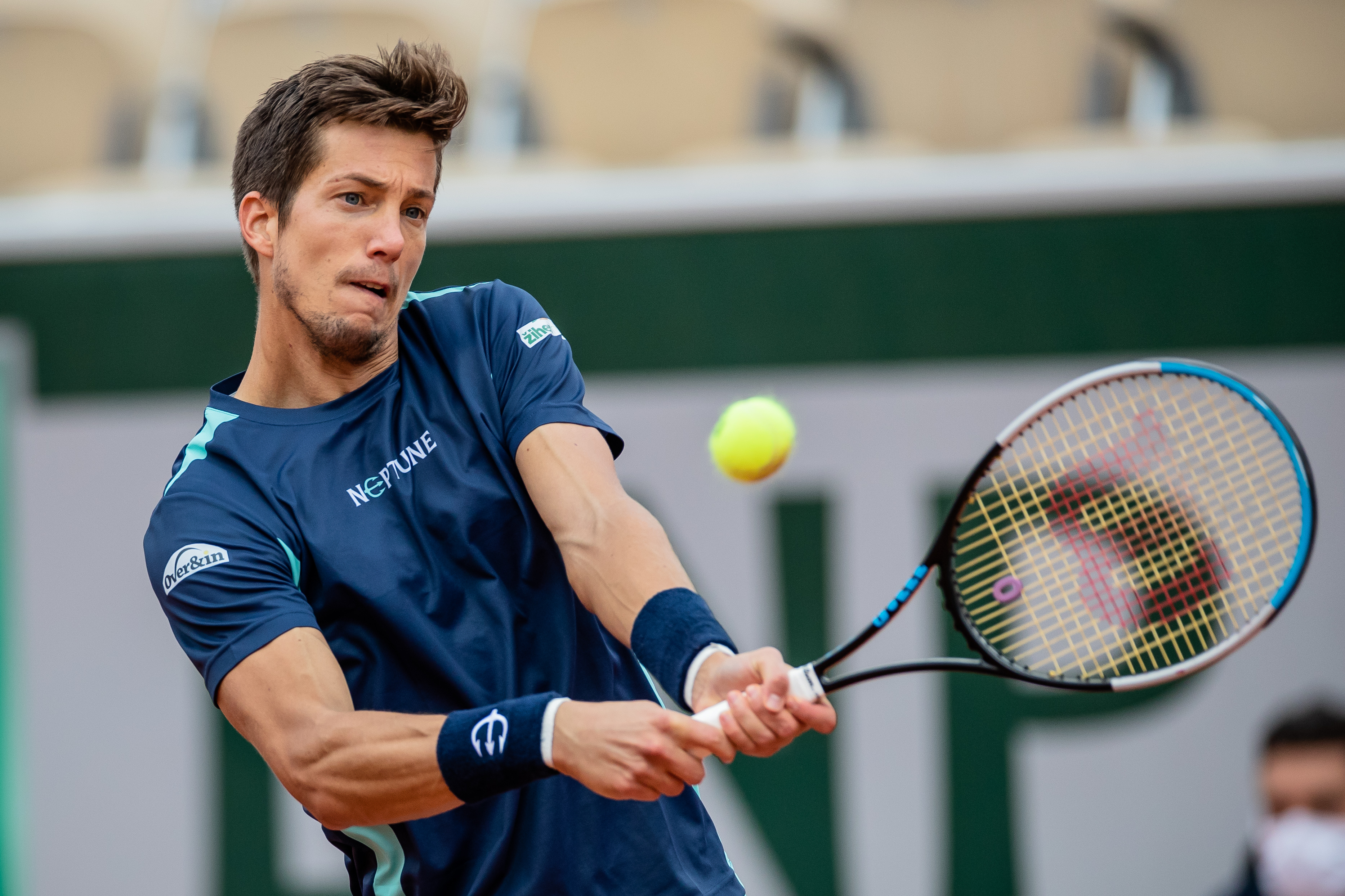 世界网球队逆转法国网球队，西西帕斯制霸全场