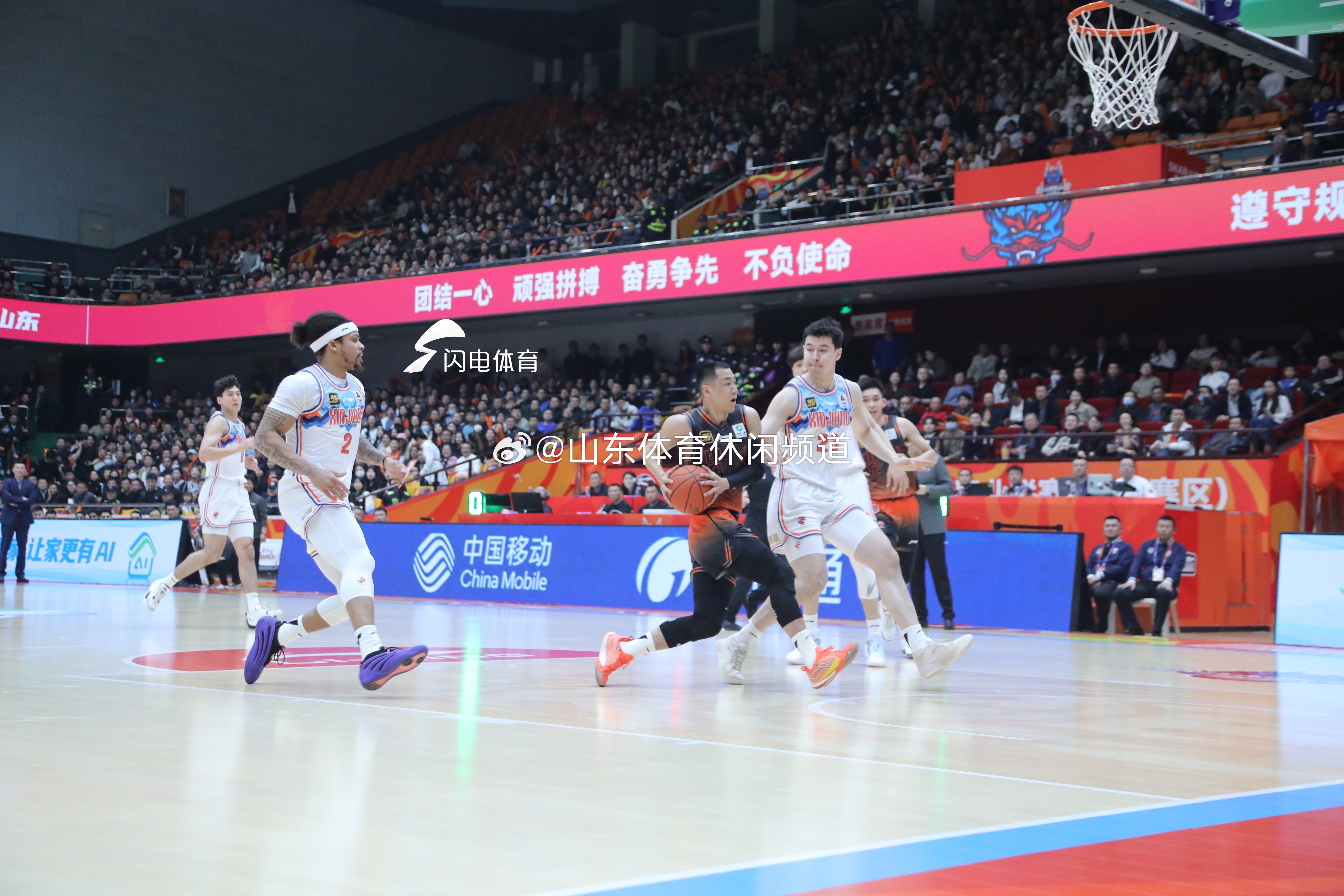 篮球职业联赛焦点之战即将上演 篮球职业联赛焦点之战即将上演