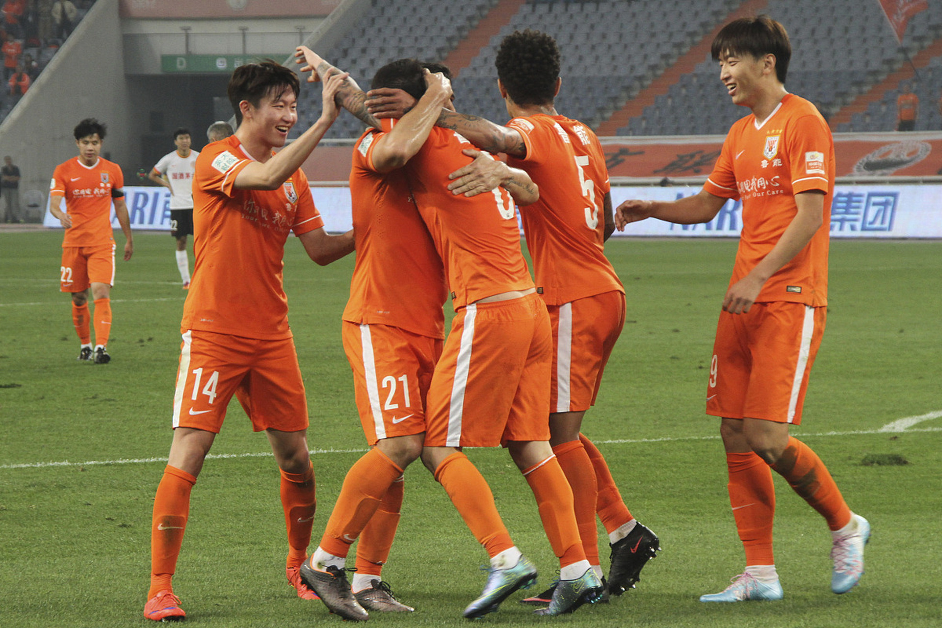 包含鲁能球员士气高涨,追梦冠军之路的词条 包含鲁能球员士气高涨,追梦冠军之路的词条