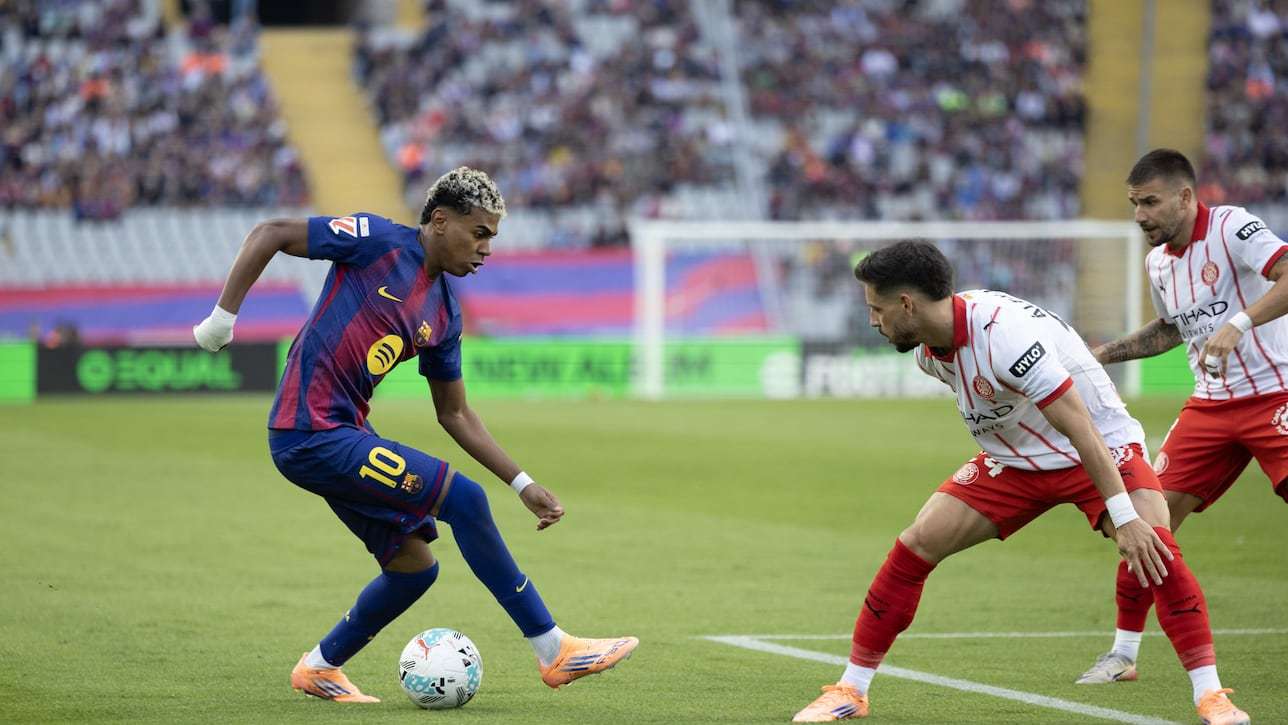 巴塞罗那队主场遭遇惨败，积分榜上遭遇滑铁卢