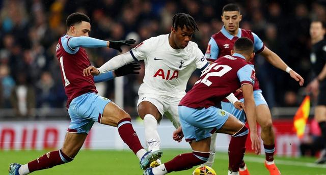 关于伯恩利客场被绝平，错失三分机会的信息