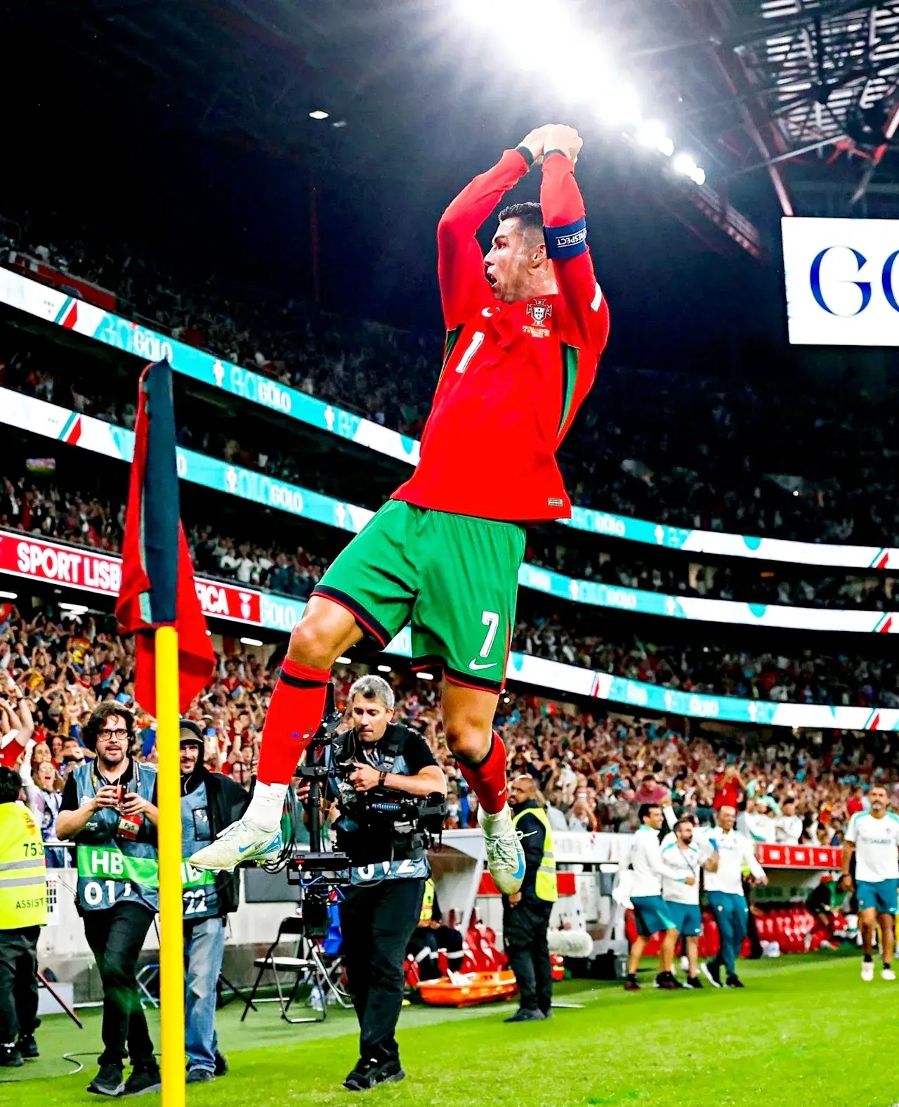 欧国联比赛中球员们的临危不惧