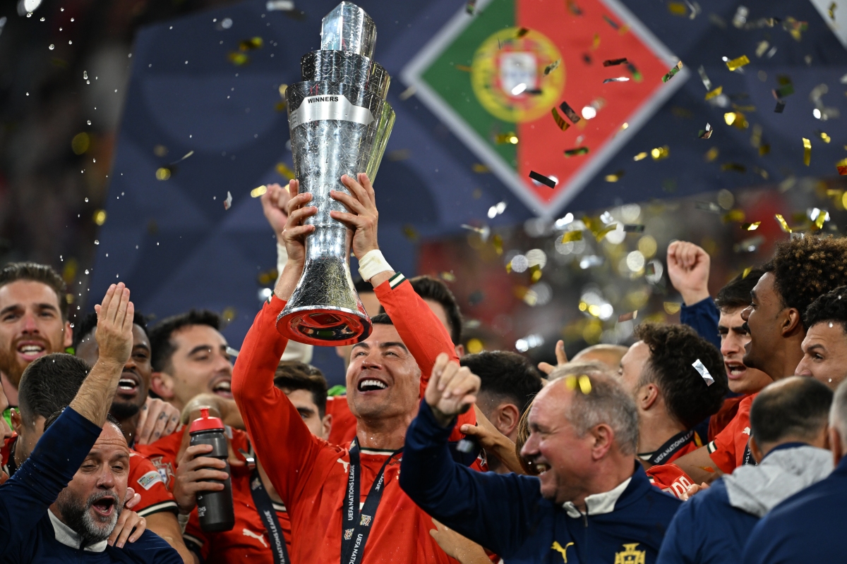 欧国联比赛中球员们的临危不惧