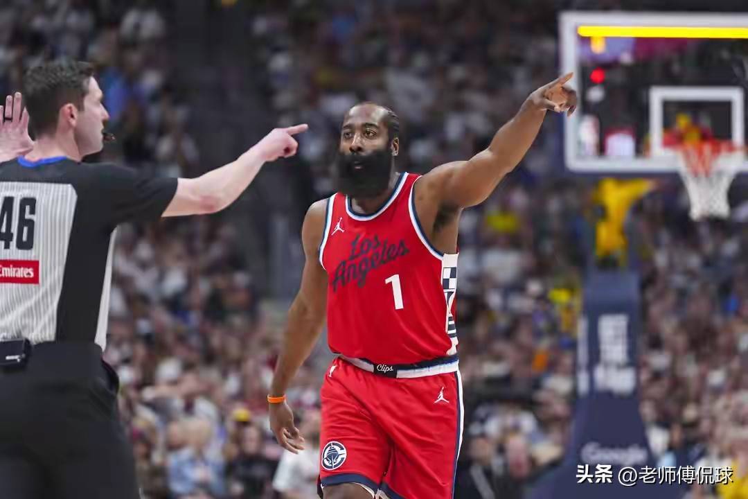 新疆队碾压北京队，哈登刷新纪录