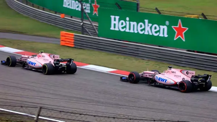 包含索伯车队横扫威廉姆斯，佩雷兹带队取胜的词条