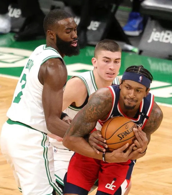 关于中国男篮翻盘马刺，西蒙斯一己之力扛起全队的信息