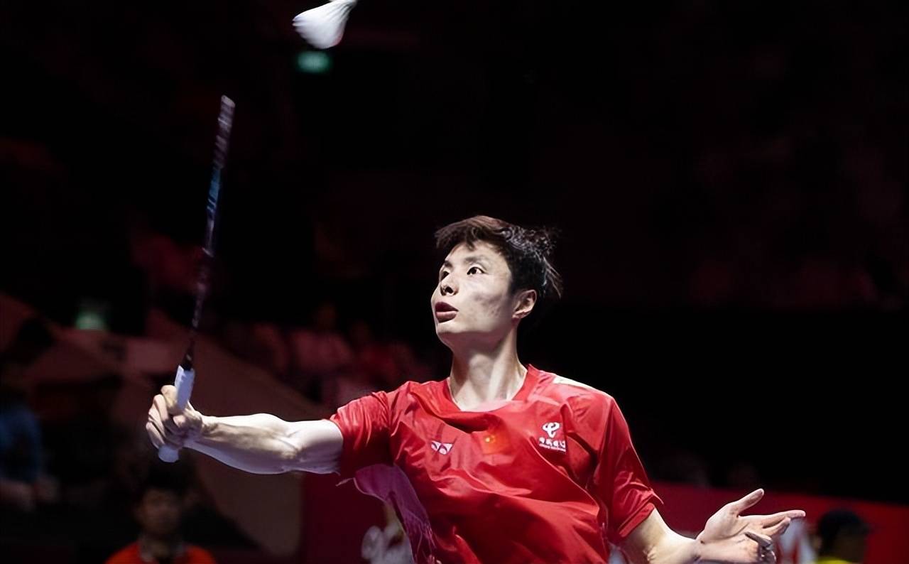 法国队完胜泰国队,石宇奇点燃赛场 法国队完胜泰国队,石宇奇点燃赛场